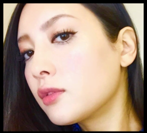 菜々緒が体重を公表した理由(現在49キロ身長172)。すっぴんと昔は出っ歯は?(画像)