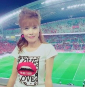 小柳ルミ子の転身。サッカー解説者を選んだ理由。平尾昌晃との関係(画像・動画)
