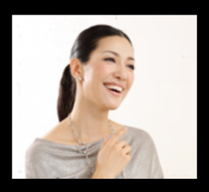 アンミカ 腎盂腎炎。生放送後に入院告白。報告が遅れた容態と復帰時期(画像・動画)