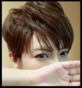 GACKTがざわちんに発言「似てるのかな」。実家の親と収入源